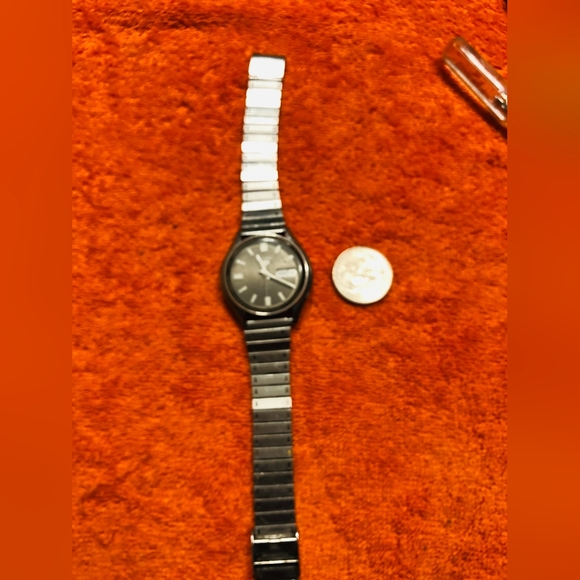 1983 Vintage Seiko 5 6309 8230 Automatic Watch BLACK DIAL DAYDATEa - Picture 12 of 14